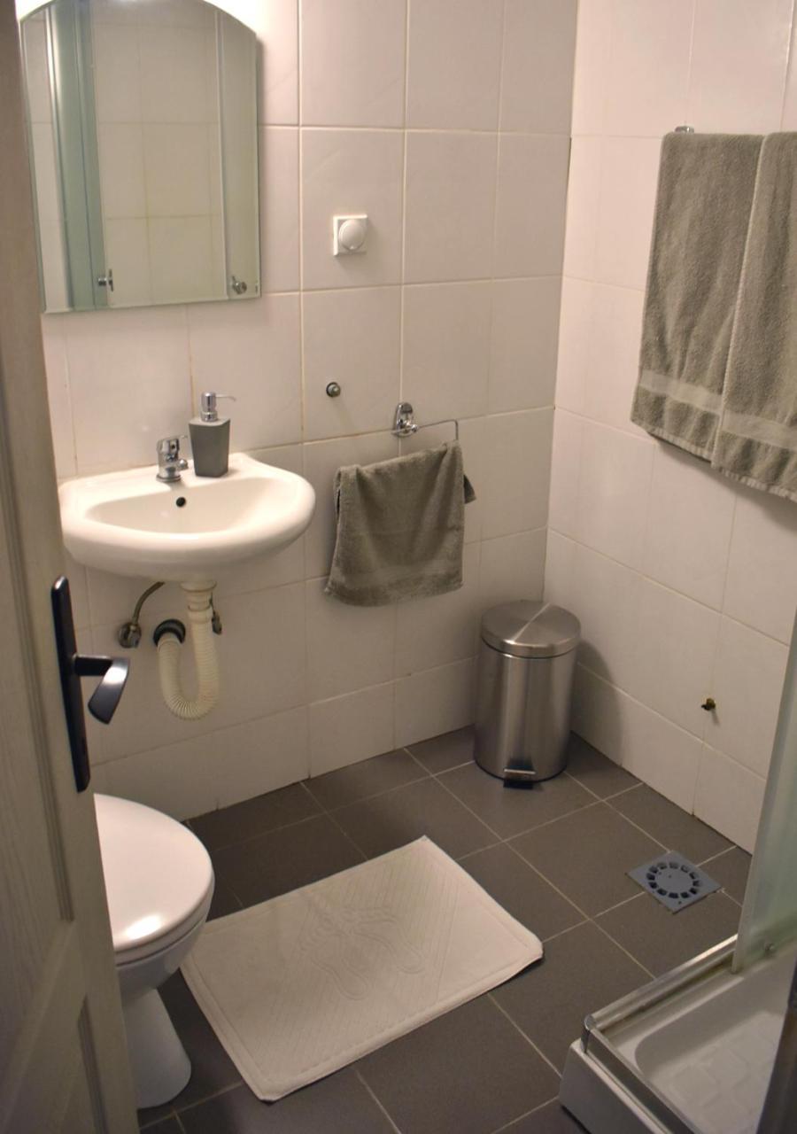 Apartmani ズレニャニン エクステリア 写真