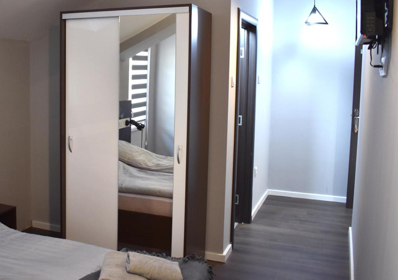 Apartmani ズレニャニン エクステリア 写真
